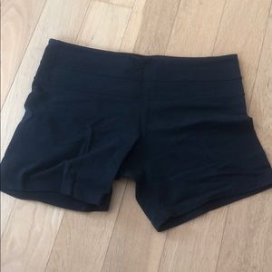 Lululemon size 8 black bike shorts